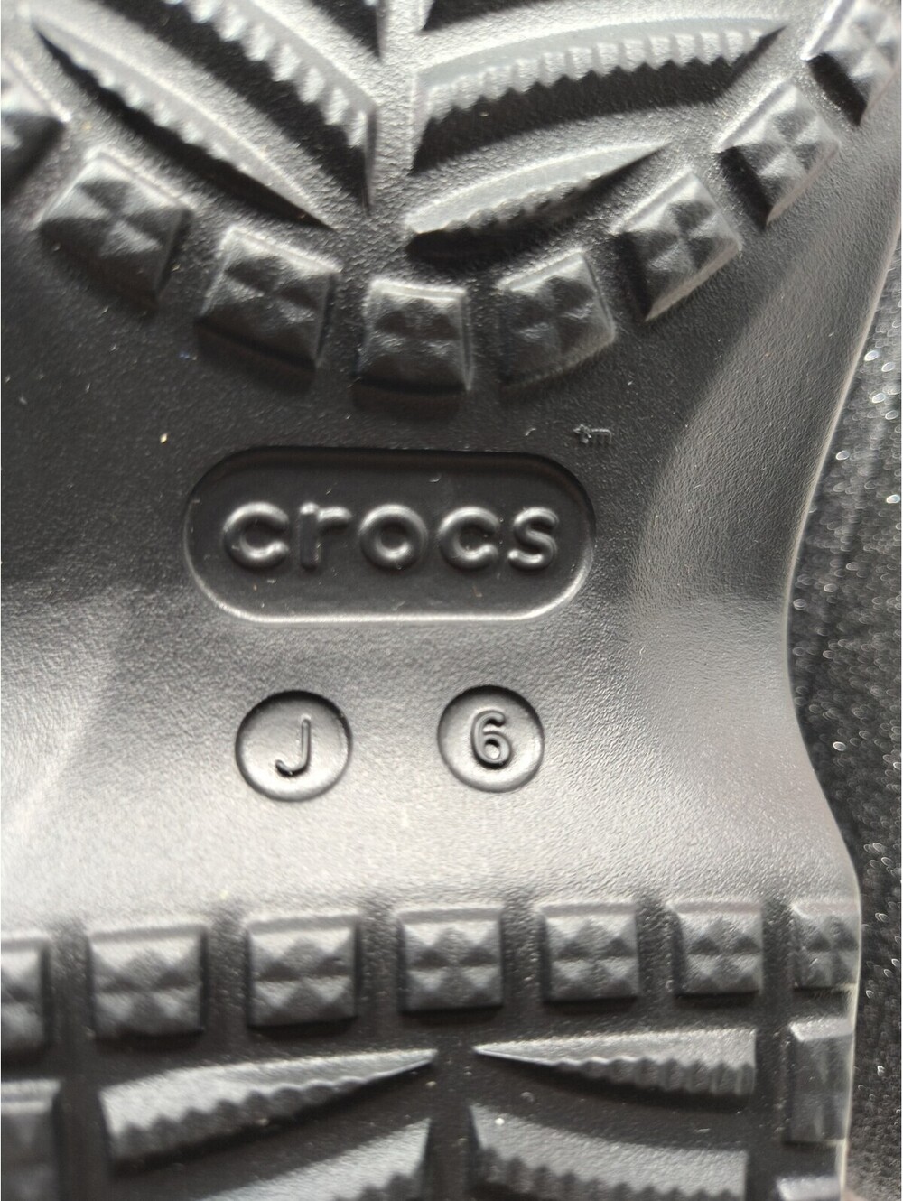 Crocs Mary Jane Glitter Clog Youth Black Glitter Size J6 211172-001 NWT - Picture 9 of 9